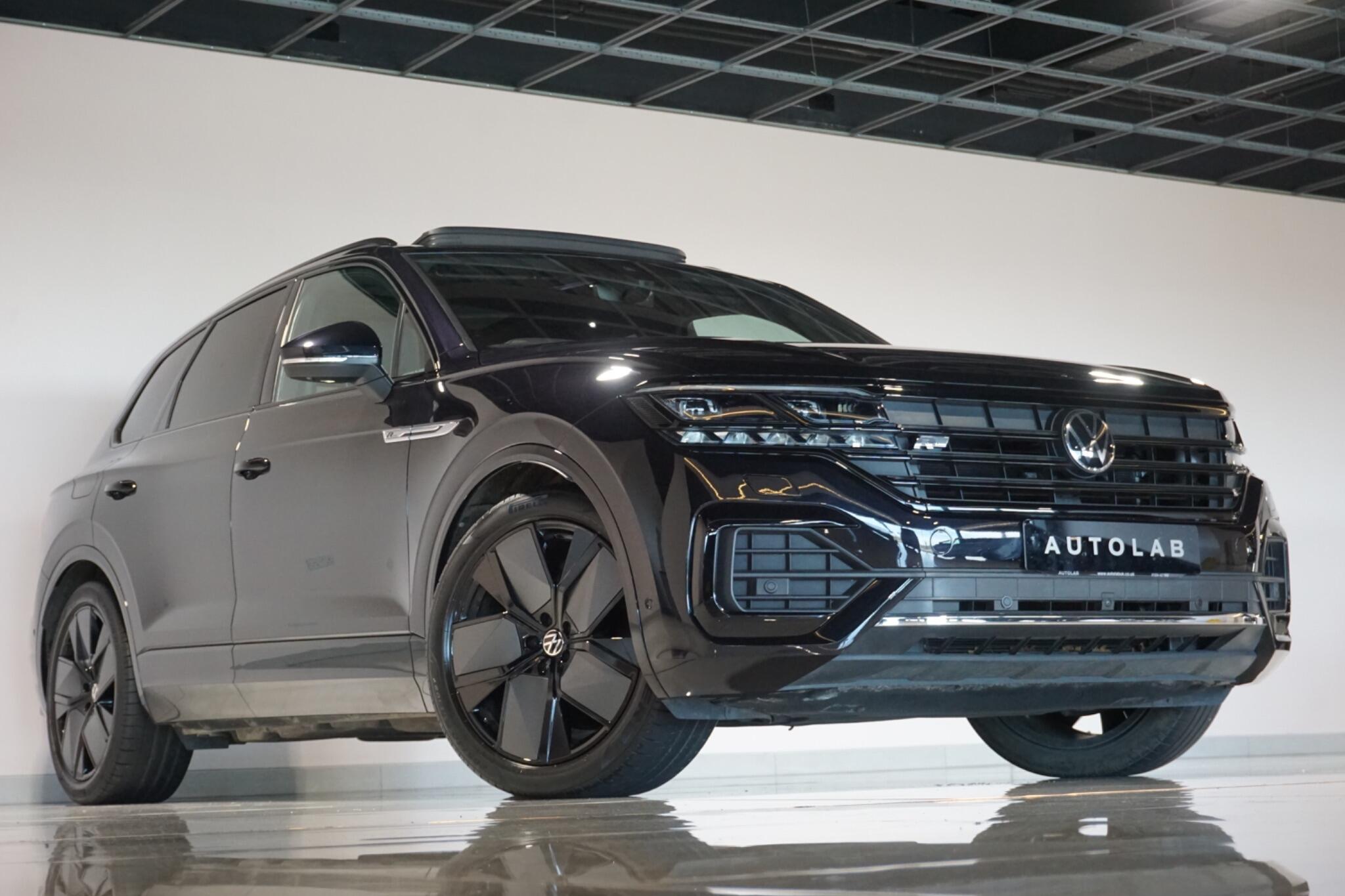 Volkswagen Touareg 3.0 TDI V6 Black Edition SUV 5dr Diesel Tiptronic 4Motion Euro 6 (s/s) (286 ps)